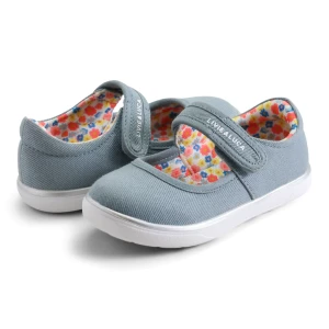 kids shoes