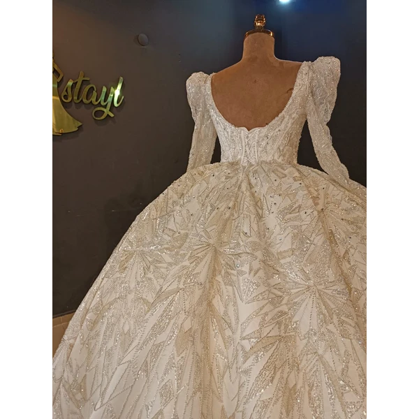 wedding dress