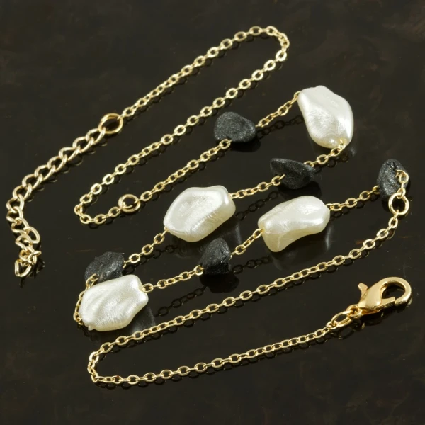 stone and pearl enamel necklace