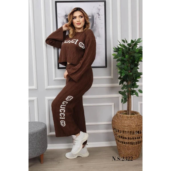 women knitwear suit