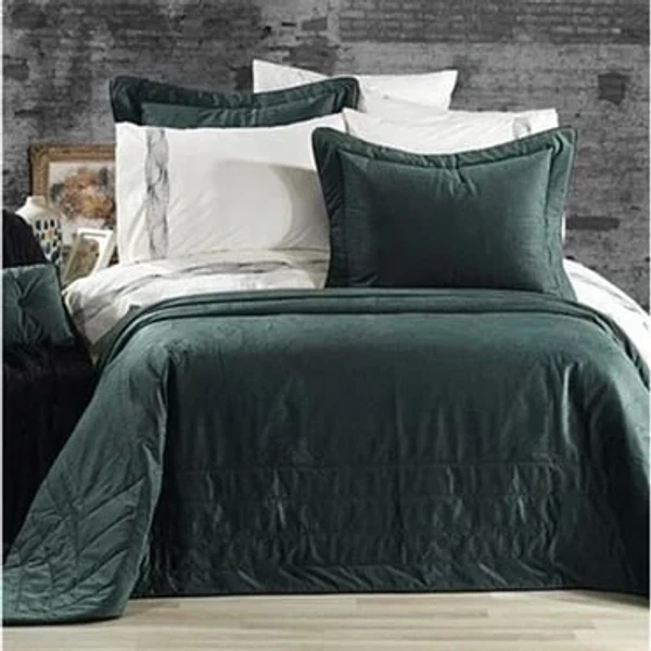 double bedspread