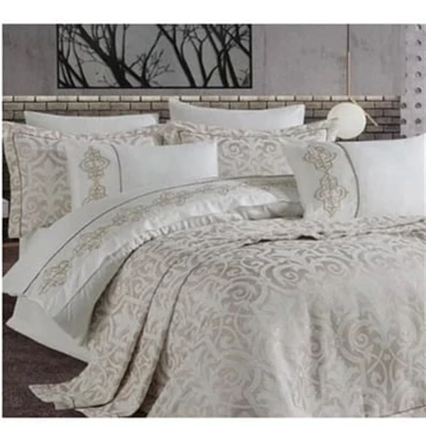 double bedspread