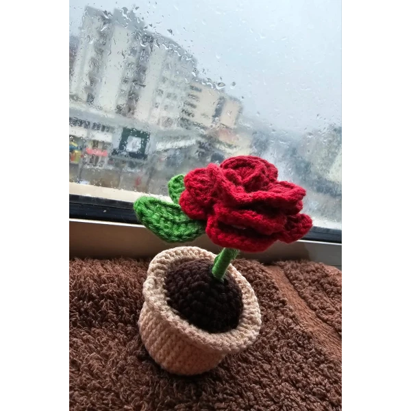 handcrafted table flower